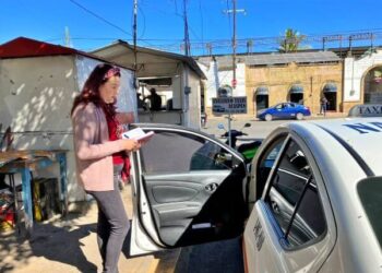 Preparan catálogo de comercios y servicios en Ahuacatlán