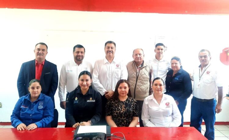 Participa Jala en reunión de trabajo en el CECATI 140