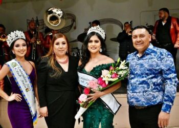 Coronan a Jennifer Ruiz como Reina del Club de Jala Los Ángeles