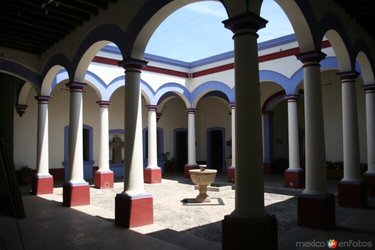 Exposición “Dedicadas”, este viernes 17 de marzo, en Jala