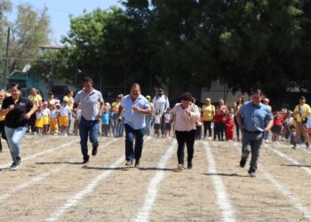 Mucha participación en convivencia atlética familiar en Ahuacatlán