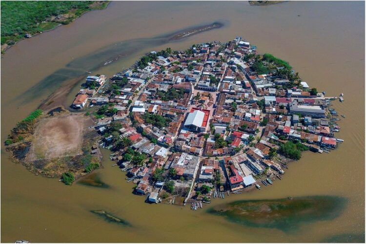 Nayarit está de pie y Mexcaltitán seguirá siendo la cuna de la mexicanidad: MANQ