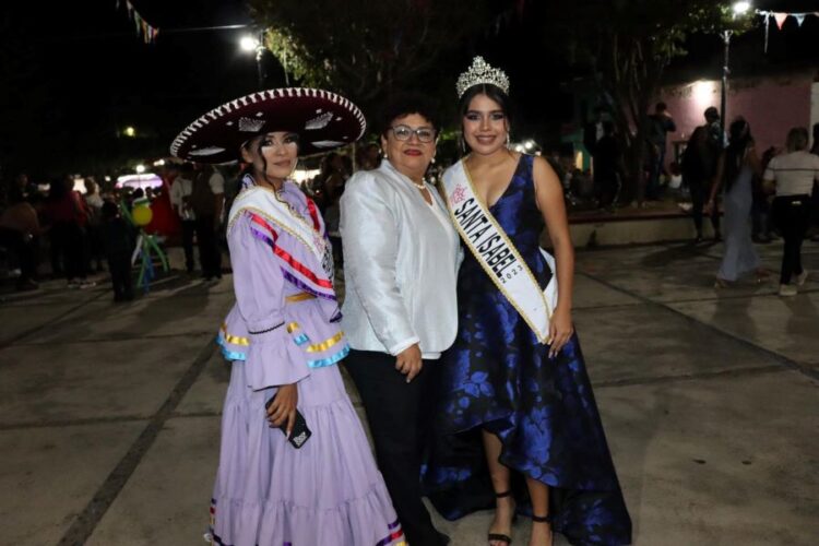 Apoya Quecha a fiestas patronales en las comunidades