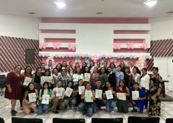 Clausuran exitosamente curso-taller de Psicoterapia Sistémica Familiar en Ixtlán del Río