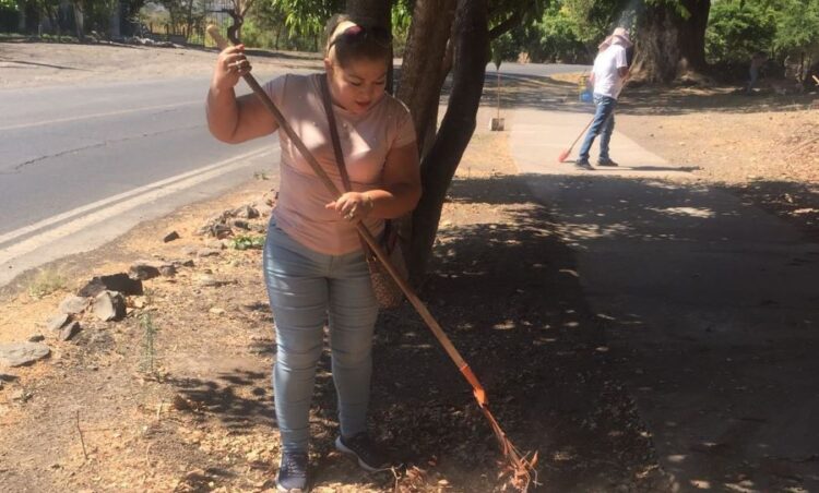 Dan “manita de gato”, al andador “Arca de Noé”, en Ahuacatlán