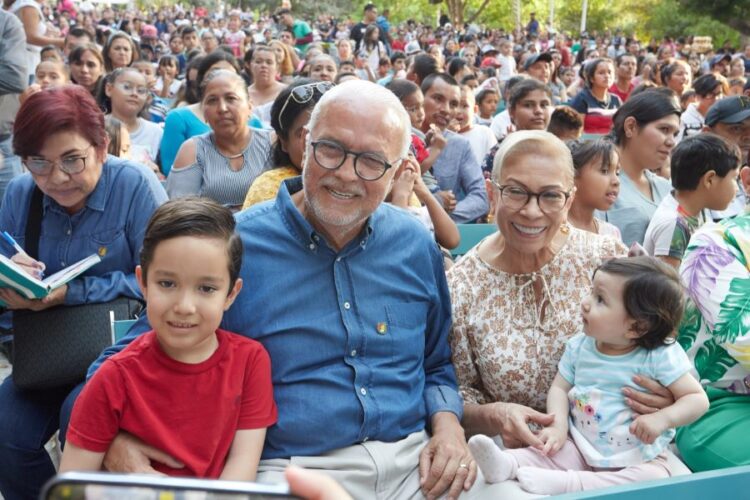 Inolvidable festejo por el Día del Niño ofreció el DIF estatal