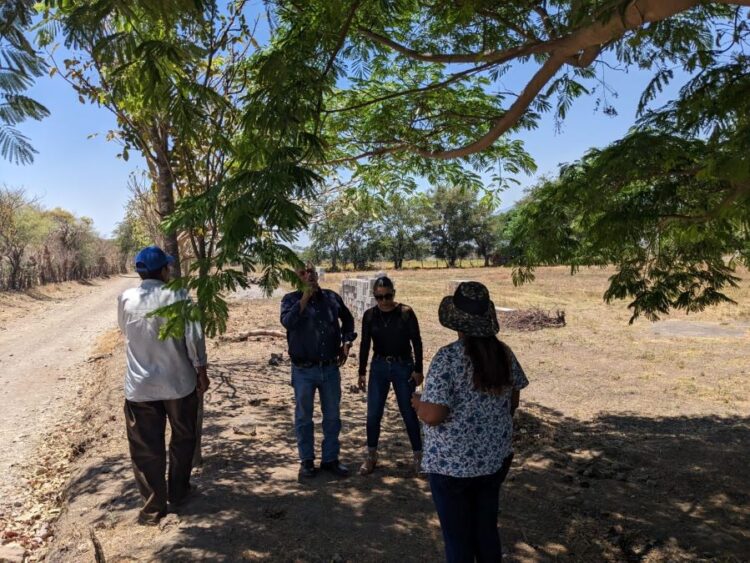 Prevén construir barda perimetral en el panteón de Zoatlán