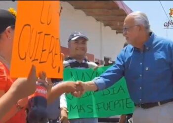 Tenemos que seguir levantando al pueblo porque el pueblo es el dueño: Navarro Quintero