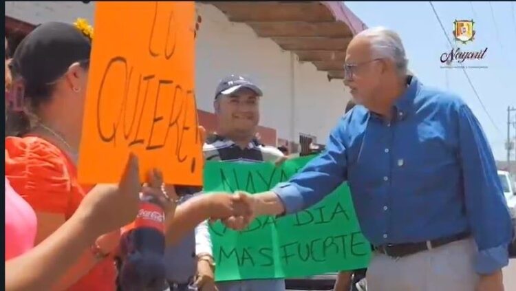 Tenemos que seguir levantando al pueblo porque el pueblo es el dueño: Navarro Quintero