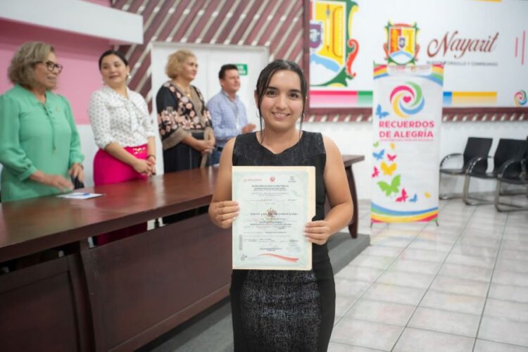 Clausura DIF Nayarit curso-taller “Cuidados en Equilibrio”