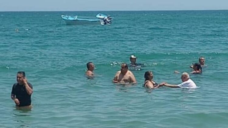 Clubes de la tercera edad de Ixtlán disfrutan de un día en la playa gracias al apoyo municipal