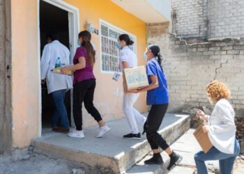 DIF estatal atiende y cambia vida de nayarita con pie diabético