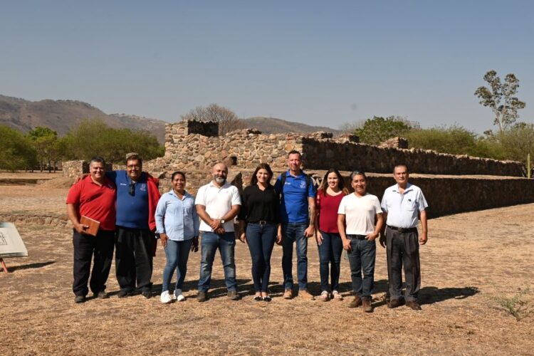 Elsa Nayeli se reúne con promotores de cultura para fortalecer la zona arqueológica y el turismo