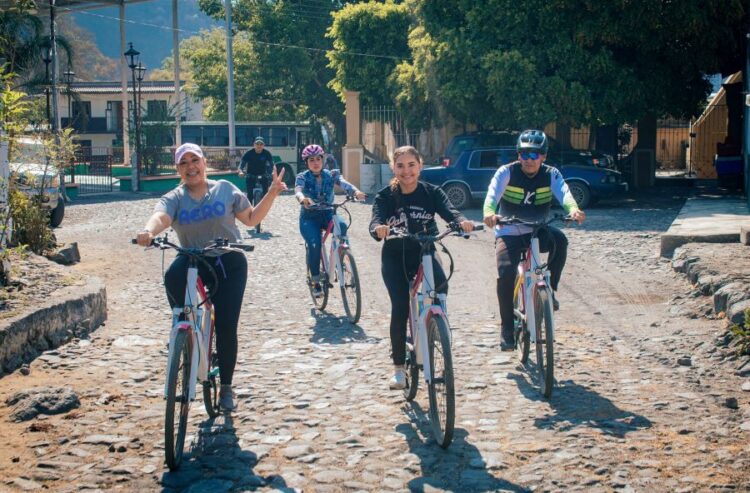Encabeza Toño Carrillo bici-recorrido de Jala Pueblo Mágico a Coapan