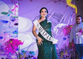 Fernanda González Santillán, coronada como la nueva Reina de Méxpan 2023