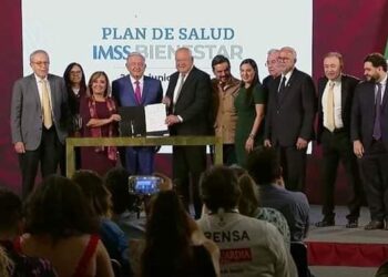 Gobernador de Nayarit destaca prioridad en la salud y recuperación de recursos en México