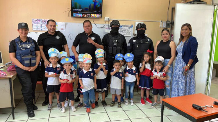 Policía de Ixtlán fortalece vínculos con la comunidad infantil