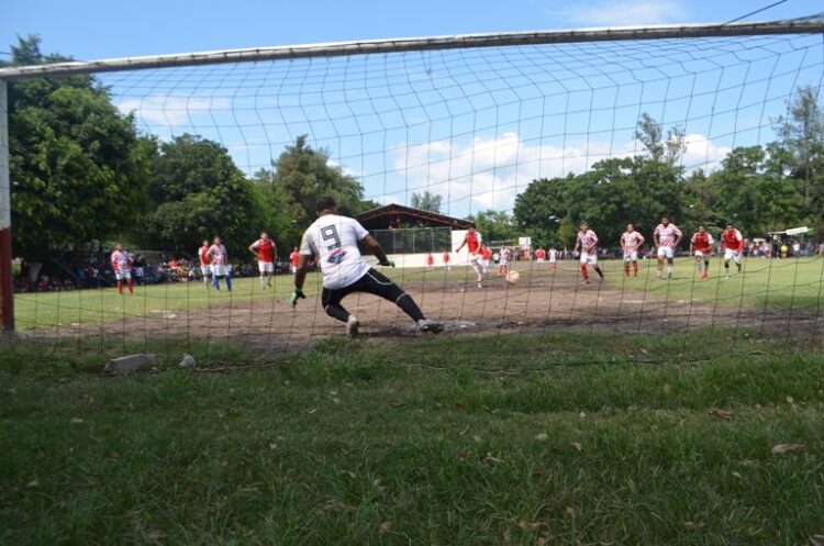 Sale a la luz convocatoria para el torneo de fútbol de barrios, Ahuacatlán 2023
