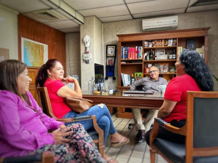 Sólido apoyo del gobierno del estado a emprendedores y comerciantes en el estado