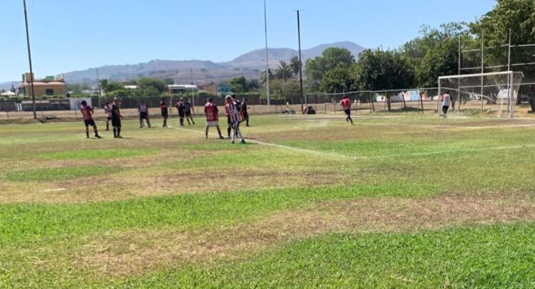 Vaqueros campeón en categoría de supermáster de la liga de futbol de Ixtlán 