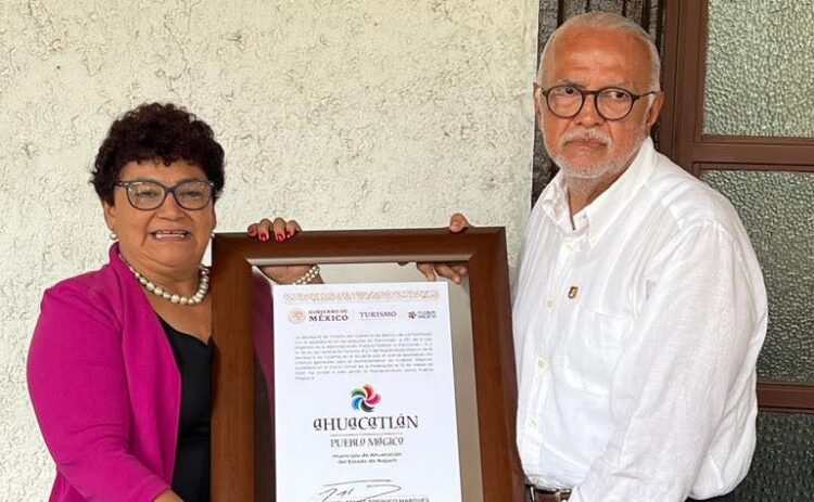 Contenta la señora Quecha por nombramiento de Ahuacatlán como Pueblo Mágico