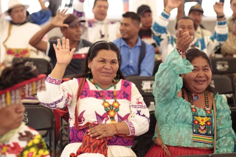 Escucha la XXXIII Legislatura a pueblos originarios