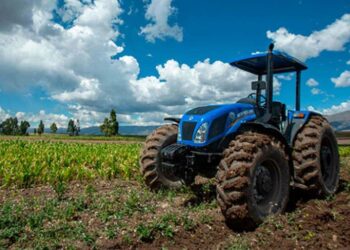 Navarro Quintero impulsa el progreso en el campo nayarita con maquinaria agrícola