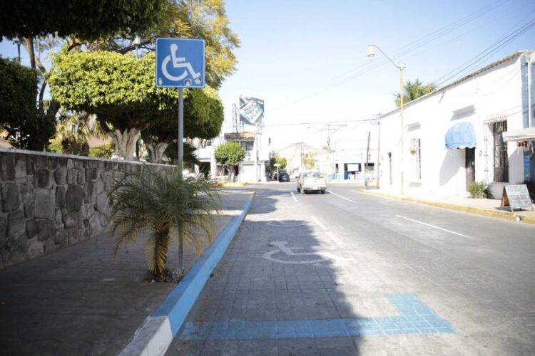 Consultará Congreso a personas con discapacidad