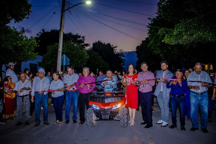 Con rompimiento puntual y colorido inicia la Feria Artesanal 2023 en Jomulco