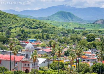 Jomulco se Prepara para su Rompimiento de la Feria Artesanal 2023