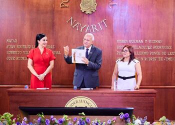 Refrenda Navarro Quintero su disposición a seguir trabajando en unidad con el Poder Judicial