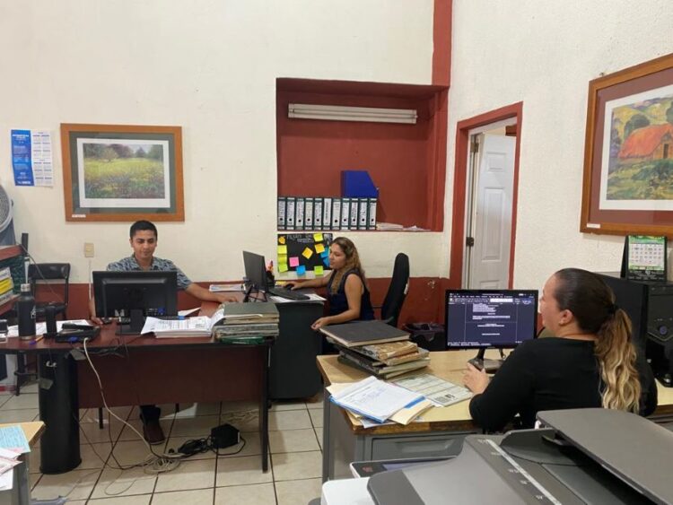 Aumento en defunciones en septiembre; estabilidad en nacimientos y matrimonios en Ahuacatlán