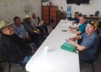 Desarrollo Rural de Ahuacatlán impulsa proyecto de valor agregado con entrega de calabazas