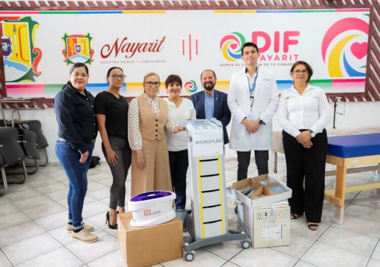 Equipa DIF Nayarit a Unidades Básicas de Rehabilitación