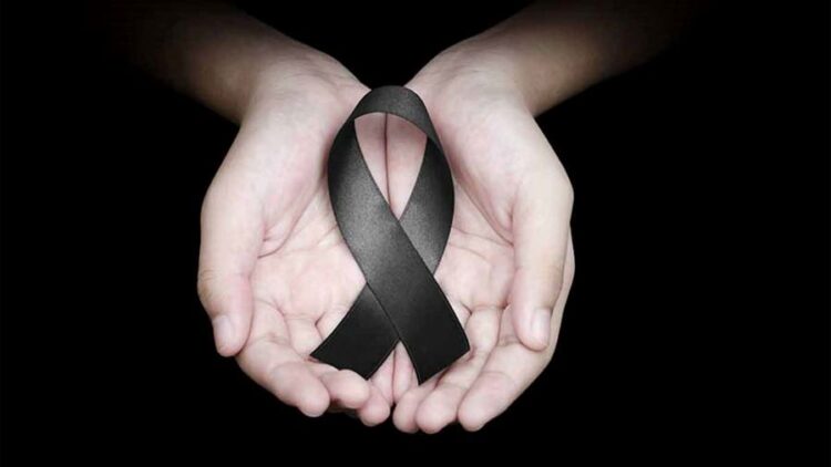 Luto en Ahuacatlán por fallecimiento de la maestra Meche Andalón