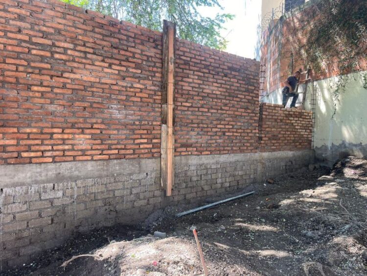 Miguel Ángel Navarro destaca inversión en educación y reducción del rezago educativo