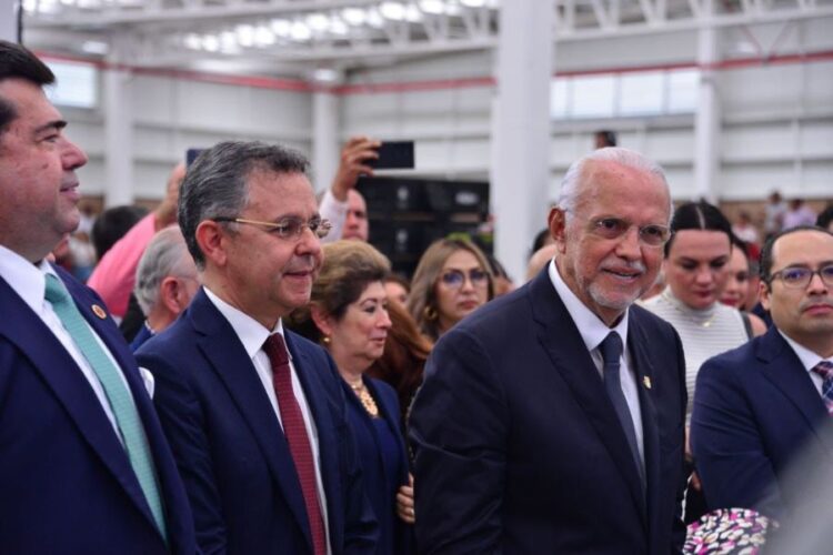 Reconoce gobierno federal trabajo y compromiso de Miguel Ángel Navarro Quintero 