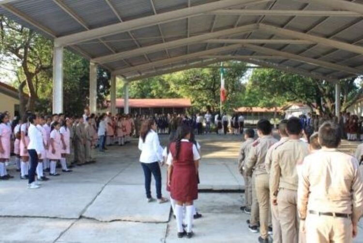 Secundaria «Ricardo Flores Magón» de Jala celebra 50 años con diversidad de actividades