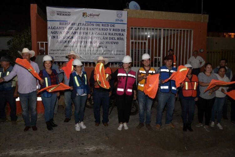 Arranca obra en calle Razura del Barrio Nuevo en Ixtlán