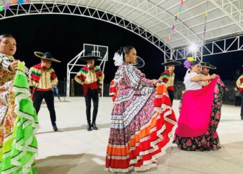 Espectacular cierre de fiestas patronales en La Ciénega