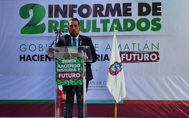 Habitantes de Amatlán reprueban informe de Rafa Sandoval