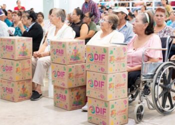 Ixtlán del Río y Santa María Del Oro agradecen beneficios del DIF estatal