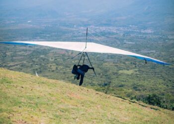 Jala Pueblo Mágico Vuela Alto en el segundo evento internacional de parapente y alas delta