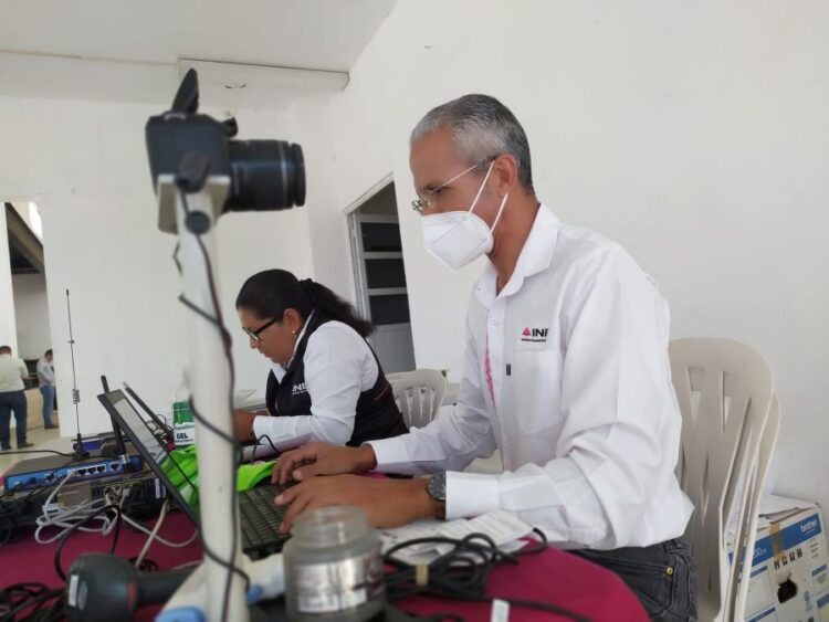 Módulo Itinerante del INE se encuentra en Ixtlán del Río