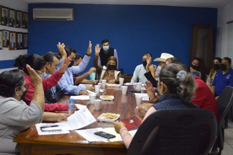 Regidores de Ixtlán analizan propuestas del Galardón al Mérito Deportivo 2023