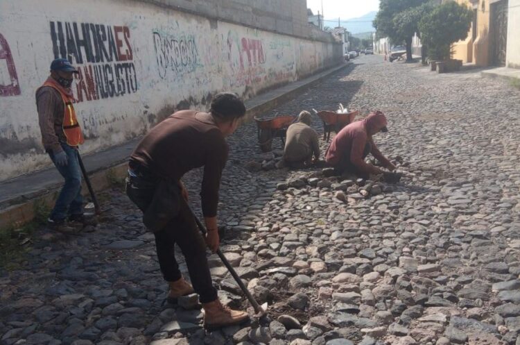 Toño Carrillo cumple compromisos