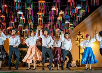 Con callejoneada y evento cultural celebran 11º aniversario de Jala como Pueblo Mágico