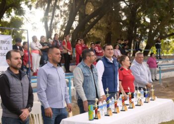 Fiesta deportiva en la Unidad Deportiva de Ixtlán tuvo mucho éxito