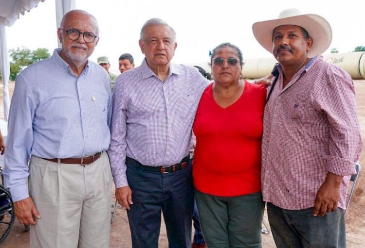 López Obrador y Navarro Quintero supervisan avances del Canal Centenario