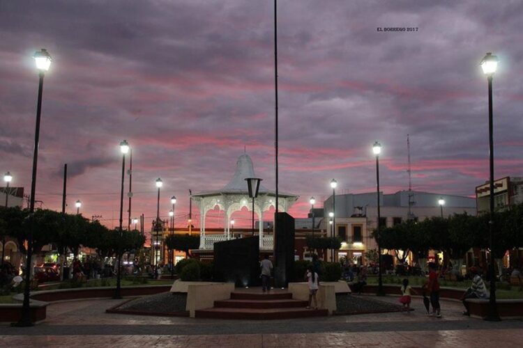 Avanza proyecto de mejora en el alumbrado público de Ixtlán